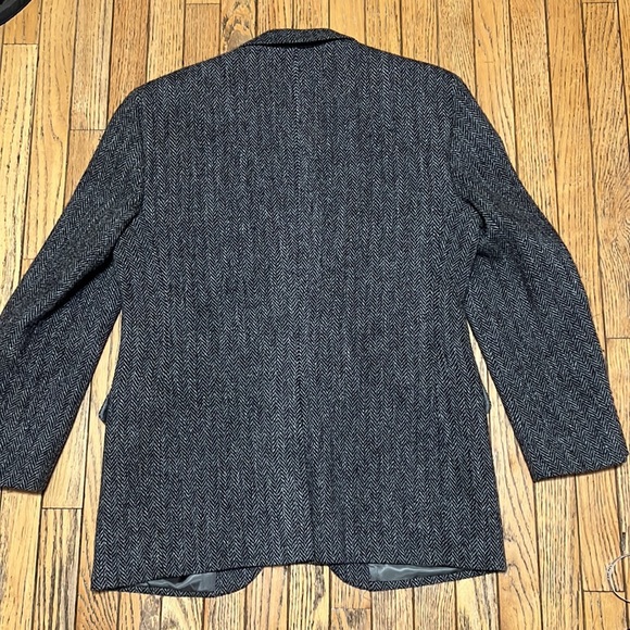 Beautiful Grey Tweed Overcoat Scottish Wool Fully Lined Longer Length L - Picture 11 of 11